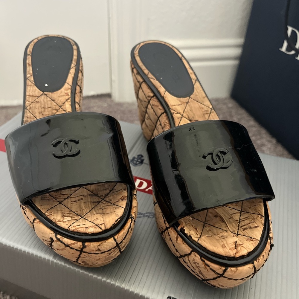 chanel wedge